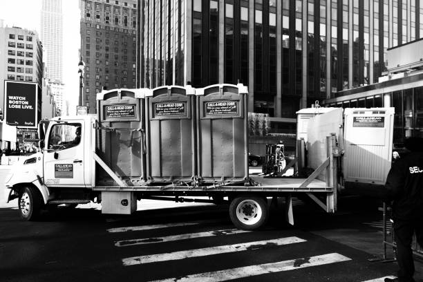 Best Porta potty delivery and setup  in Limesa, CA